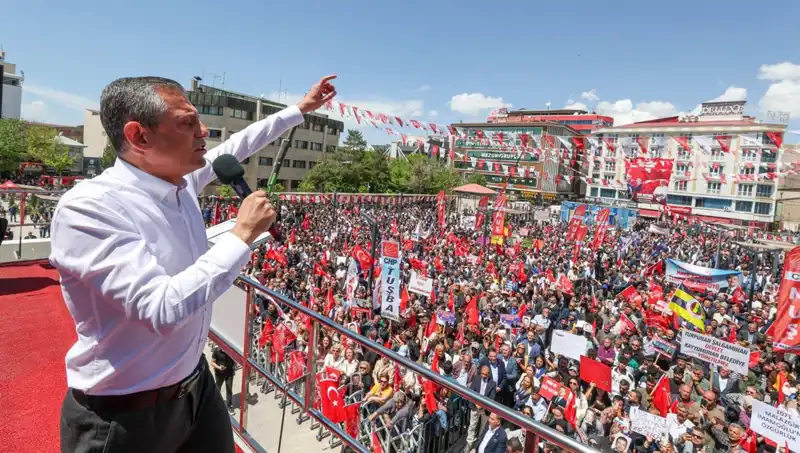 Özgür Özel: Örgütün Silah Bırakma Kararına Tam Destek Veriyoruz