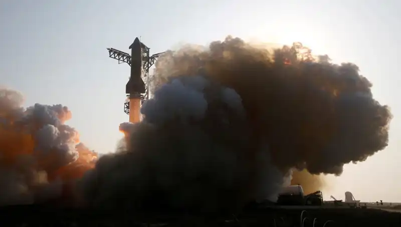 Starship Roketinin 9'uncu Testinde Kontrol Kaybı: Uzay Yarışına Damgasını Vuracak mı?