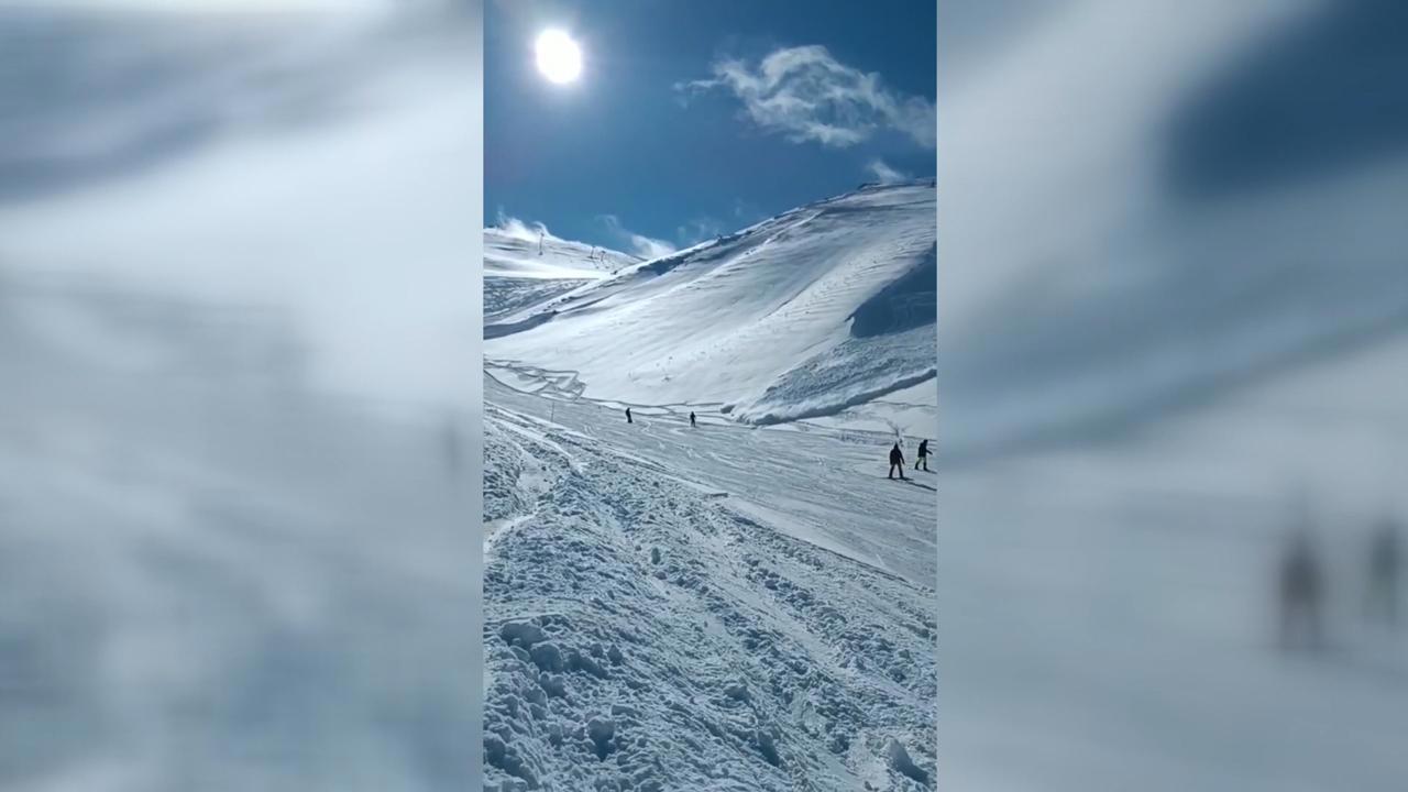 Palandöken'de Çığ Düşmesi: Kayakçılara Kapalı Alan Vuruldu!