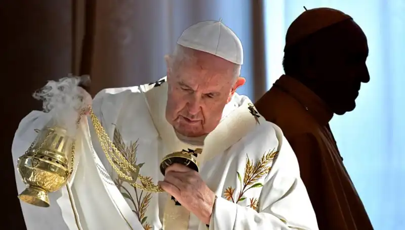 Yeni Papa Seçim Süreci: Adaylar ve Sürecin Detayları