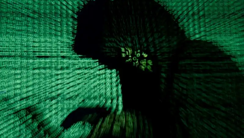 Siber Elfler, Kremlin'e Karşı: Hacklemek Değil, Araştırmak Üzerine!