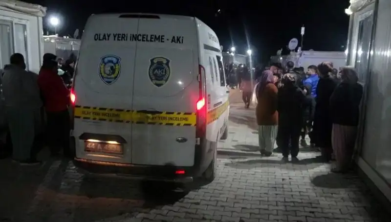 Silahlı Husumet: Kavga Ortasında Kanlı Çatışma Yaşandı
