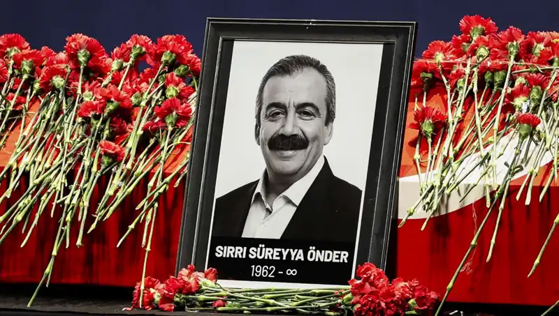 Sırrı Süreyya Önder'le Geçmişe Yolculuk: Meclis’te Anma Töreni Yapıldı