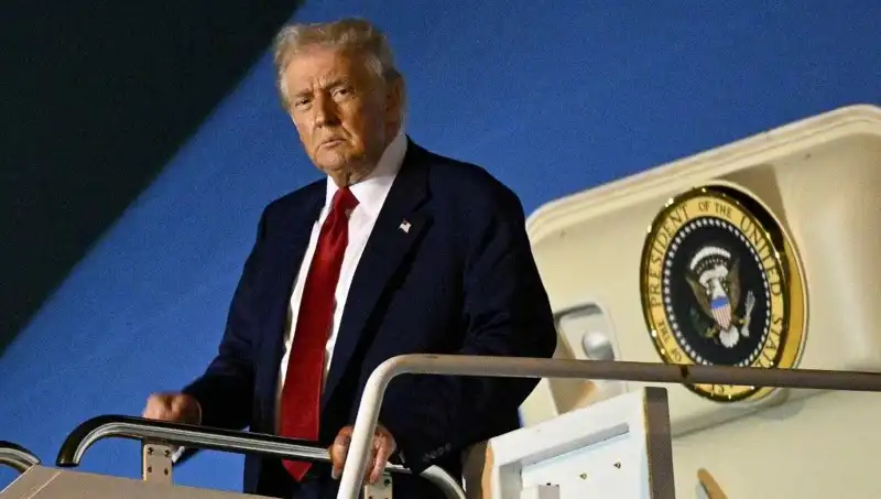 ABD Başkanı Trump, Lahey'de NATO Zirvesi'nde Tarihi Anlar Yaşanacak