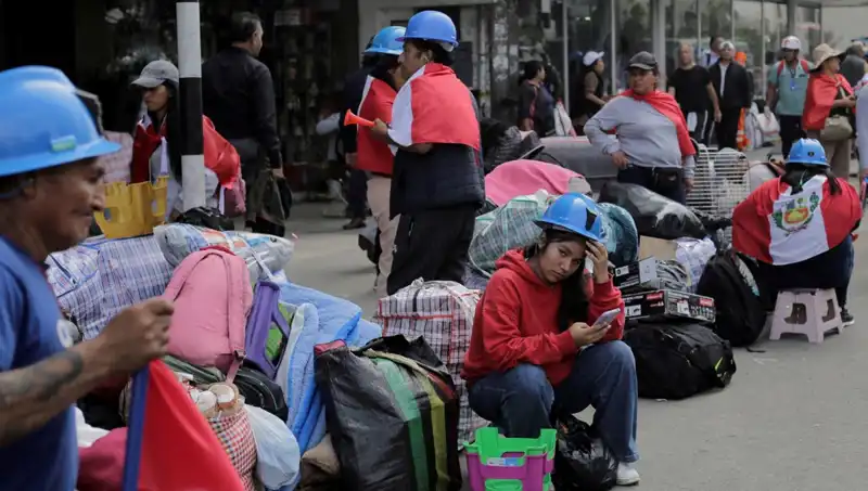 Peru'da Madenciler Sokakları Dolduruyor: Ne Oluyor?