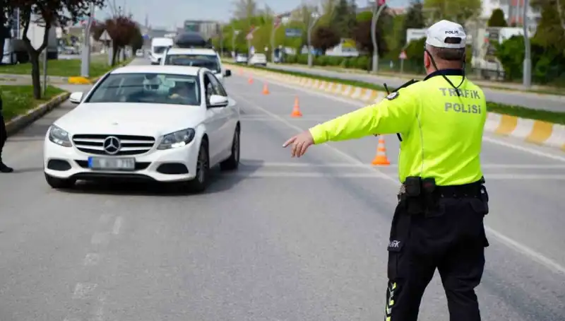 2025 Yılı İçin Yeni Trafik Cezalarında Şaşırtan Artışlar!