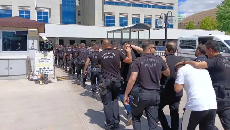 Ankara’da Tehditlerle Haraç Kesme Çetesi Çökertildi: Avukatların Rolü Ne?