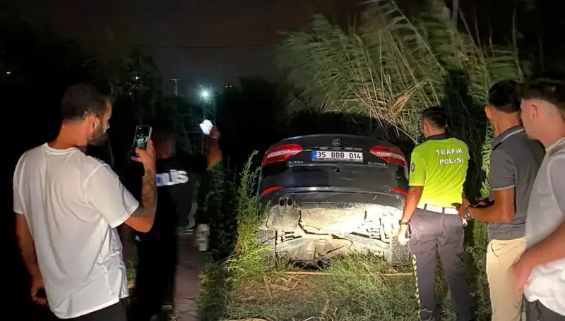 Dur İhtarı Sonrası Kaçan Trafik Magandası Dere Yatağına Düştü