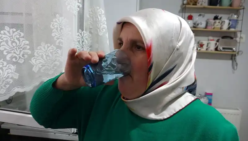 Yıllardır Nisan Yağmurlarını Şifa İçin Tüketen Kadın: Kayınvalideden Öğrenilen Bir Gelenek