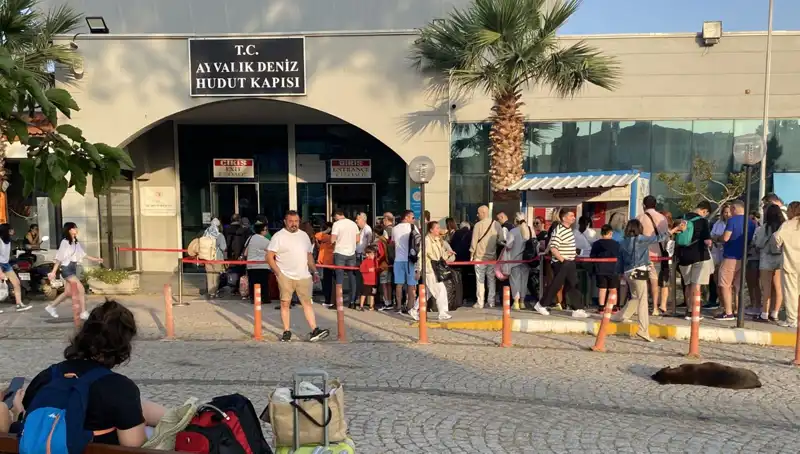 Bayram Tatilinde Midilli Adası'na Yapılan Ziyaretler Rekor Kırdı