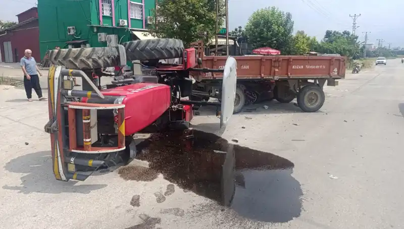 Traktör ile Otomobil Çarpıştı: Kaza Sonucu 2 Yaralı