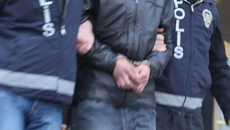 Adana’da Uyuşturucu Denetimleri: 45 Kişi Gözaltına Alındı
