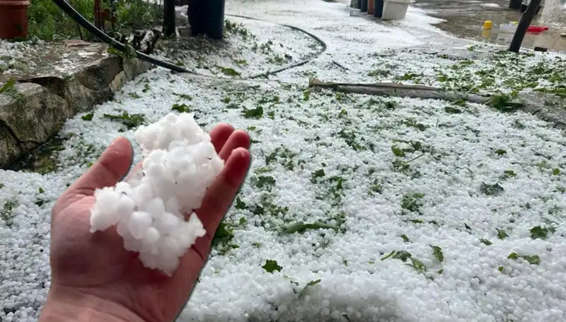 Haziran'da Beklenmeyen Dolu Olayı: Şehirler Beyaza Büründü