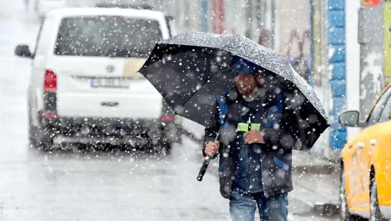 Nisan Ayında Yaşanan Kar Sürprizi: Hava Durumu Uzmanları Açıklıyor