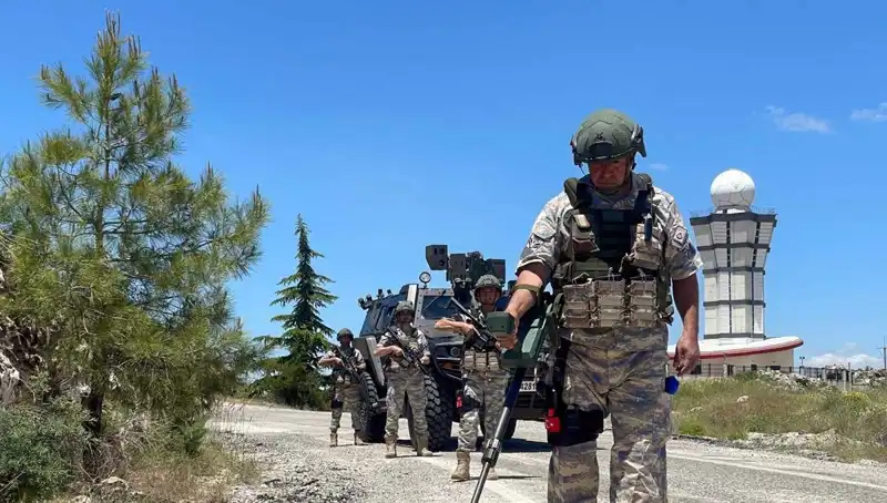 : Bayramda Mehmetçik Nöbet Tutarak Vatan Müdafaasını Sürdürüyor