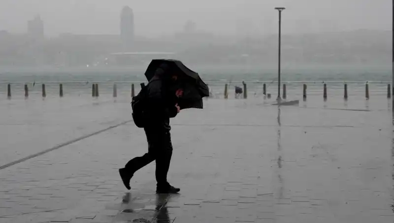 Marmara Bölgesi'nde Hava Sıcaklıkları Aniden Düşerek Beklentileri Altüst Etti