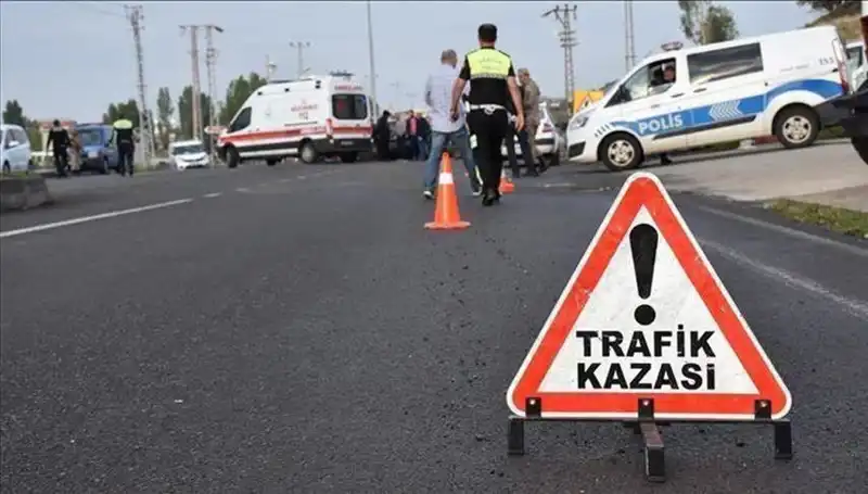 Tekirdağ’da Kontrolden Çıkan Otomobil Bariyere Çarptı: Bir Kişi Hayatını Kaybetti