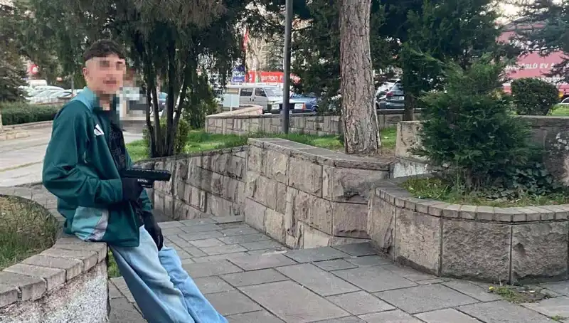 Yol verme kavgası kanlı bitti: Üç kardeş ve babaları tutuklandı!