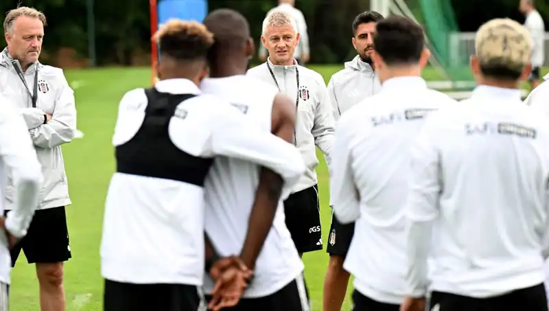 Solskjaer'den Oyunculara Sert Eleştiriler: Futbolda En Zor Durum Ne?