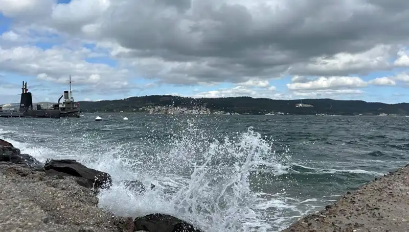 Beykoz'da Yazın Gözdesi Sahillerde Denize Giriş Neden Yasaklandı?