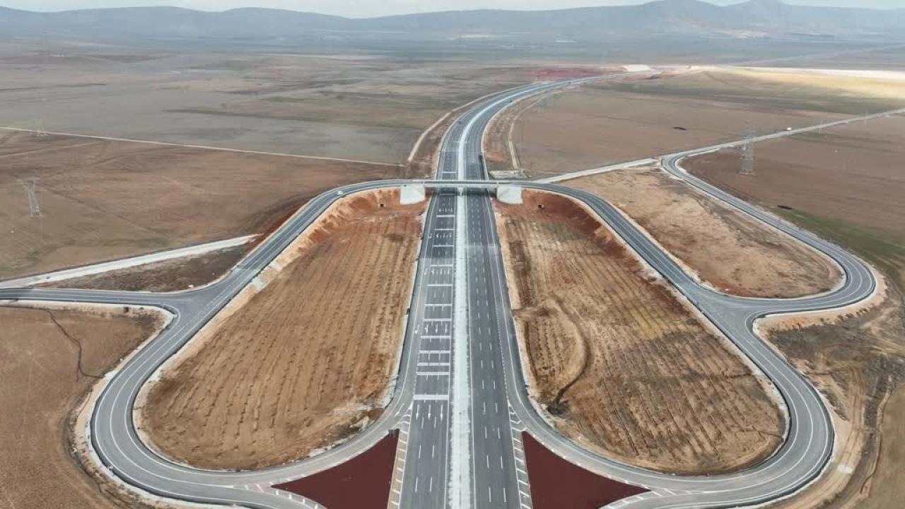 Konya Çevre Yolu'nda İkinci Kesim Trafik Akışına Açıldı