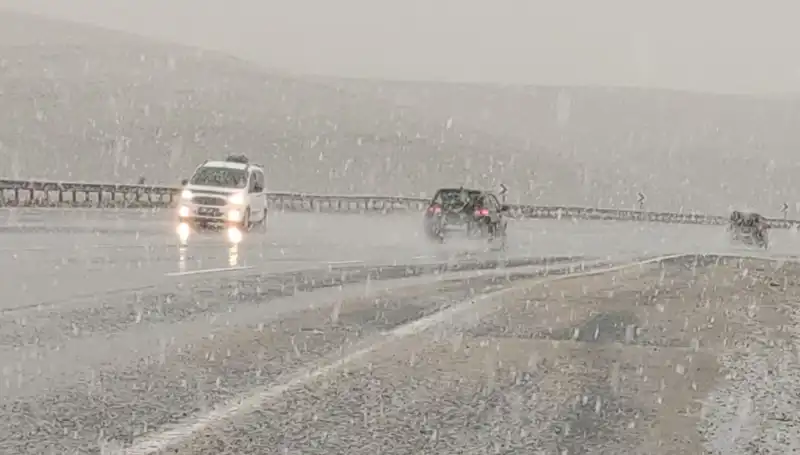 Bahar Gelişini Kutlayamadık! Nisan'da Gelen Kar Sürprizi
