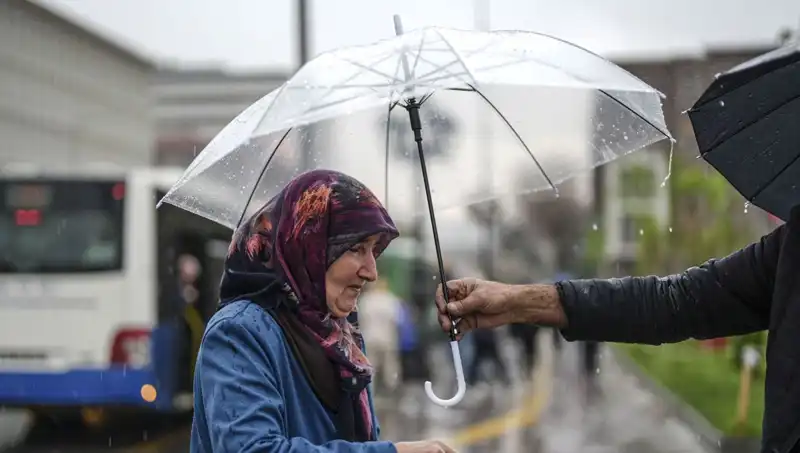 Türkiye Genelinde Gök Gürültülü Sağanak Yağış Uyarısı! Bugün Hava Nasıl Olacak?